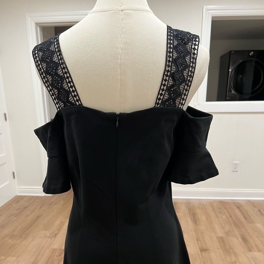 Yigal Azrouel  Pointe Cold Shoulder  Dress Size 6 - Picture 12 of 16